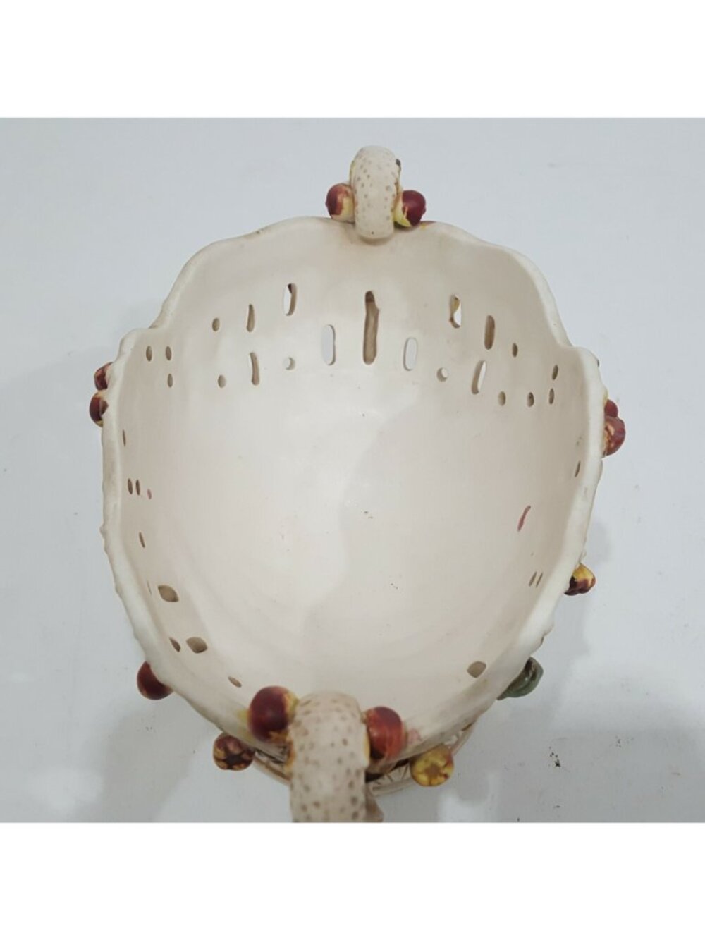 Lenwile Ardalt Porcelain Bowl #30741 White Floral Berries Cream French Country - Picture 11 of 12